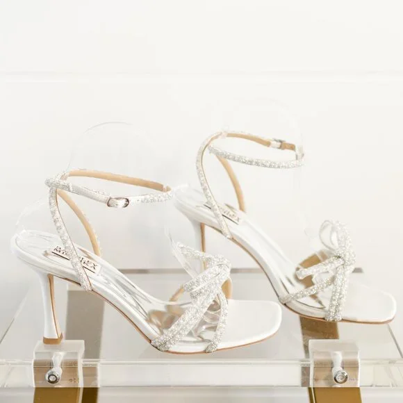 Badgley Mischka Effie White Satin Heels 8.5 Bow Women's Ankle Strap Sandal - Picture 6 of 16